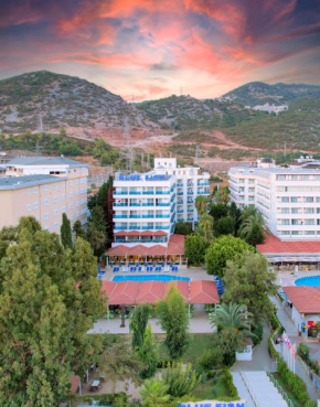 Blue Fish Hotel